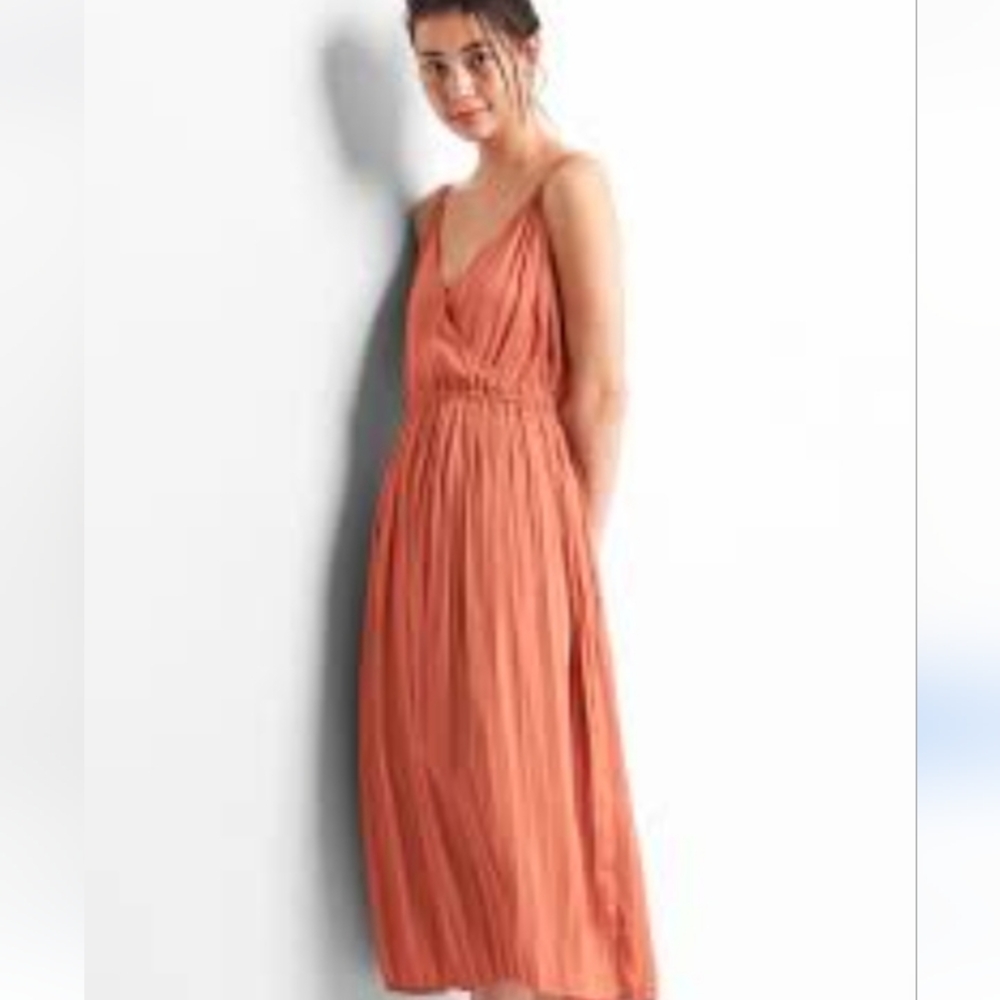CAMI PLEATED MIDI DRESS BY GAP